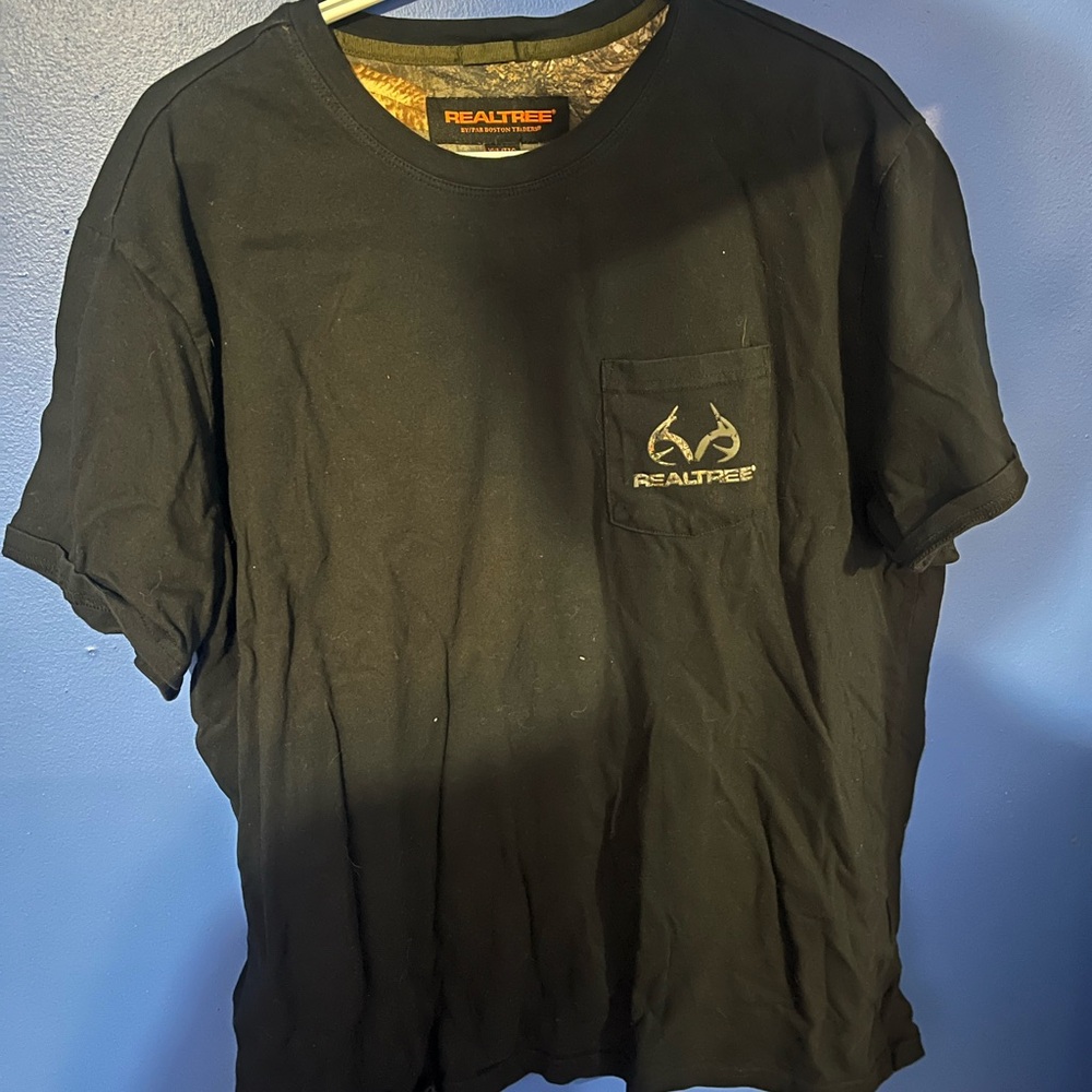 Realtree Black Short Sleeve Men's Tee